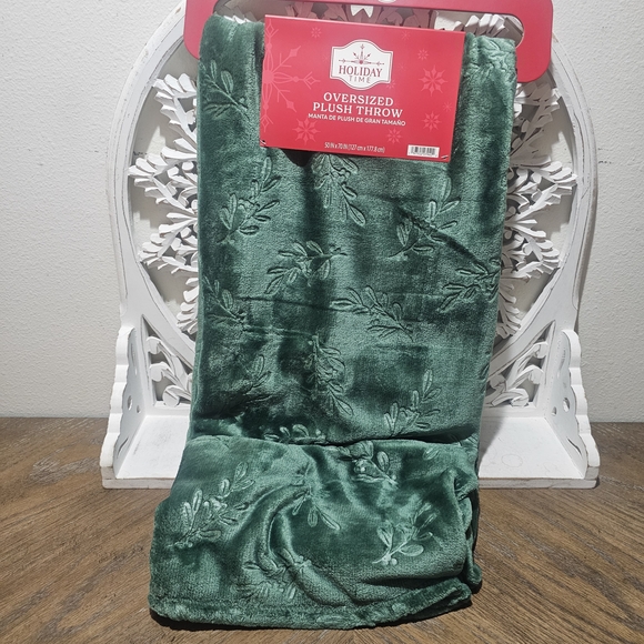 Holiday Time Other - NEW Holiday Time Green Plush Throw 50" X 70"